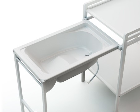 VASCA DA BAGNO CON FASCIATOIO SU RUOTE