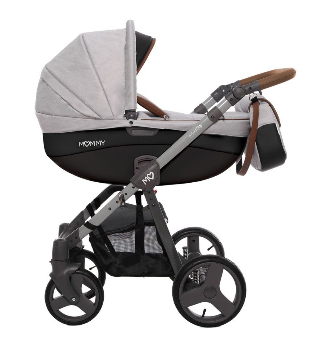 Mommy , carrito de bebé de la prestigiosa marca BABY ACTIVE, en oferta