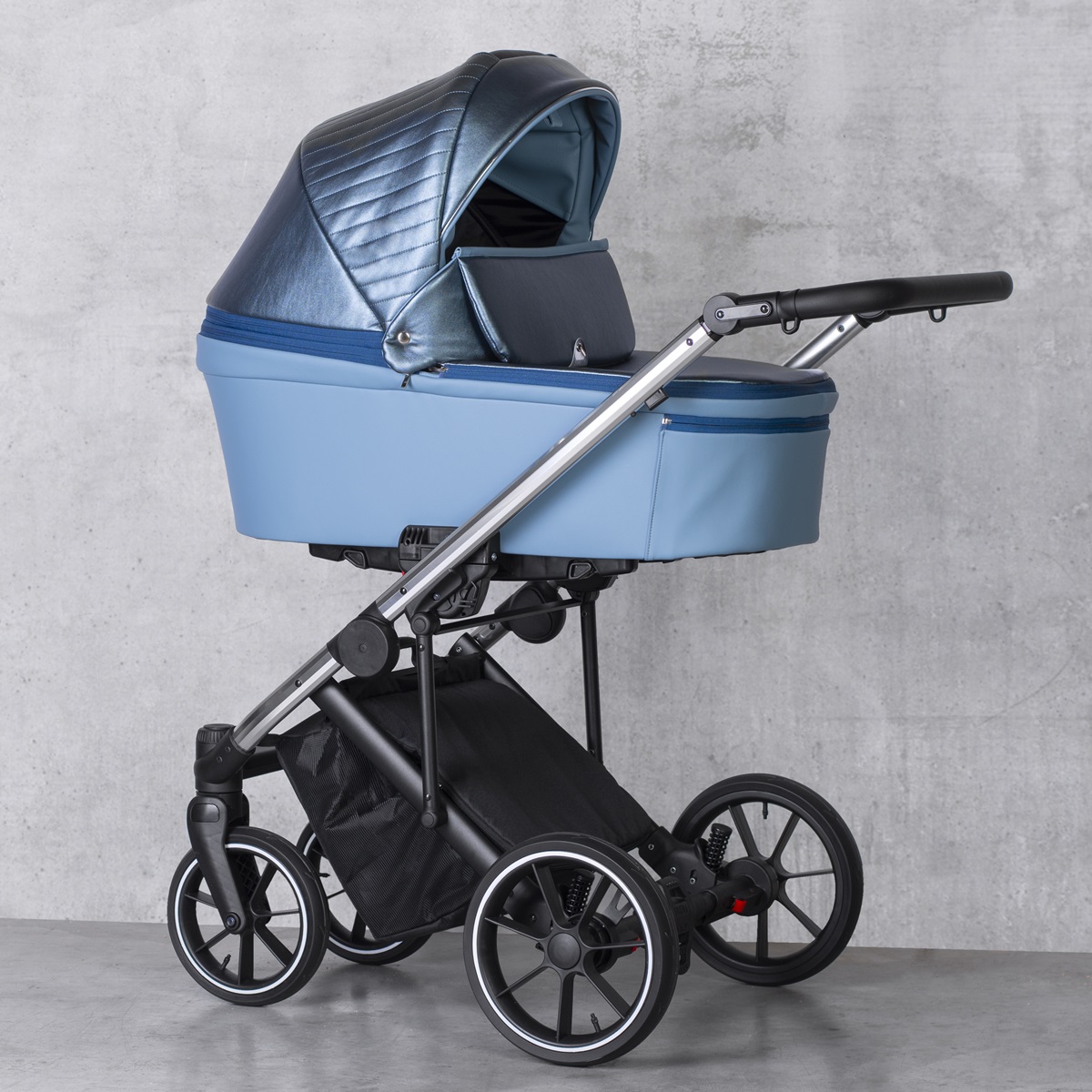 CARRITO DE BEBE AZUL